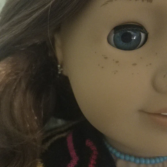 Brand New American Girl Doll- SAIGE! (was on display) - Picture 3 of 5